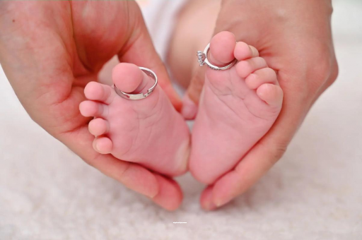 乳山孕妇两个月肚子疼